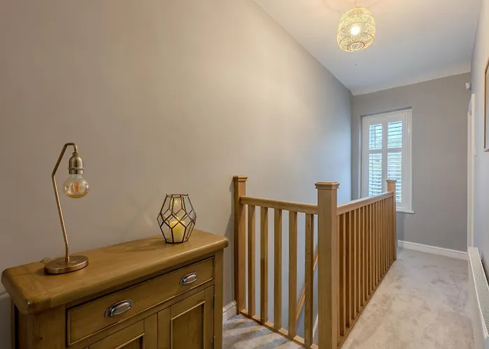 Dale Side - * Skipton